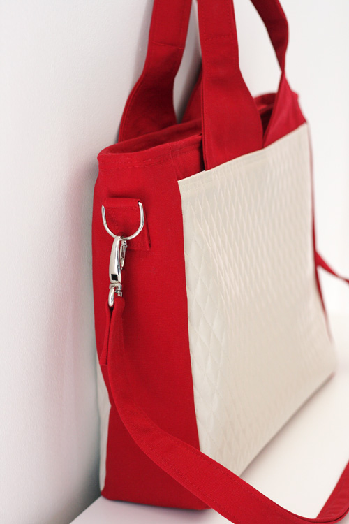 Foxtrot bag pattern : removable stap